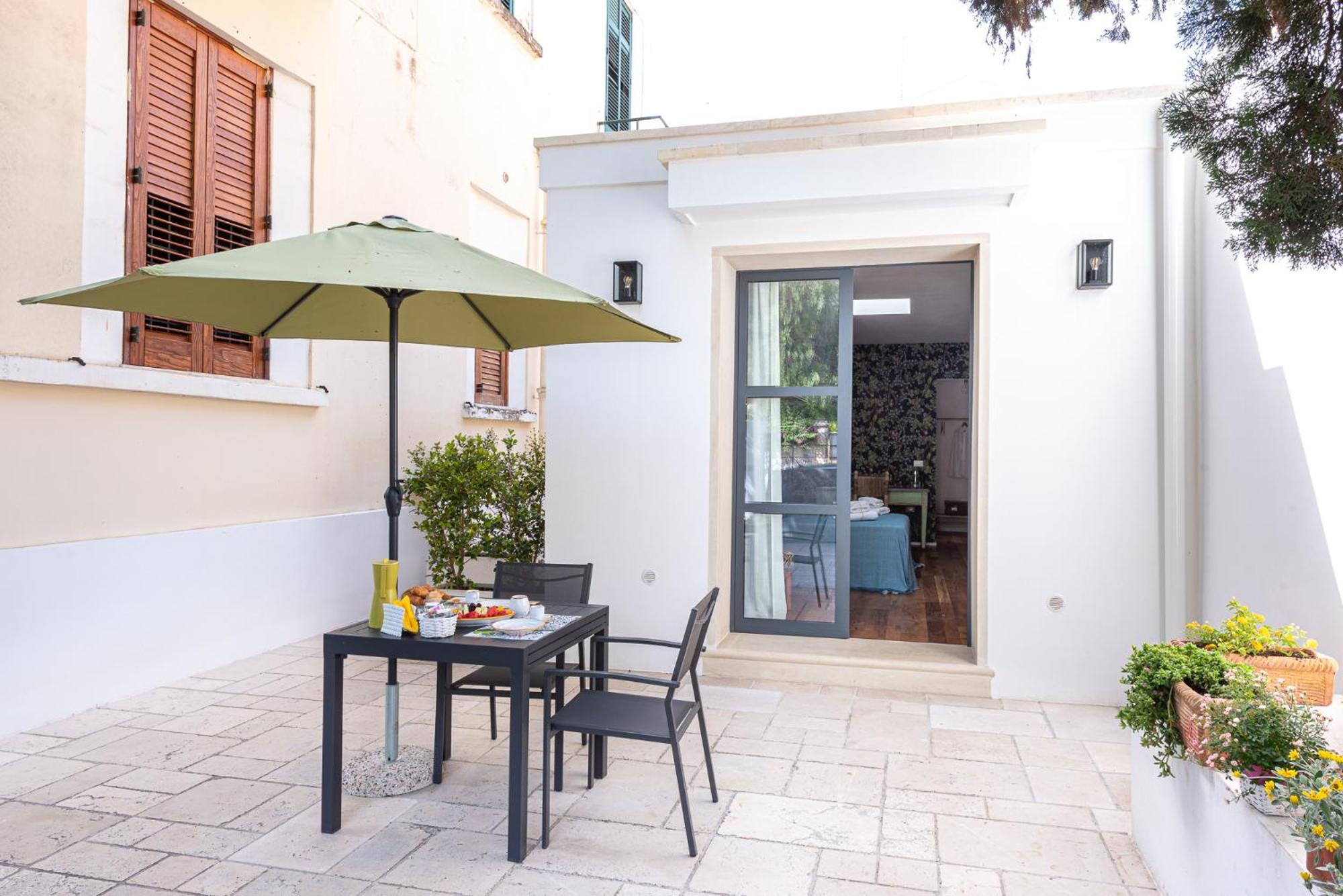 B&B Lu Cuccuviu Lecce Esterno foto